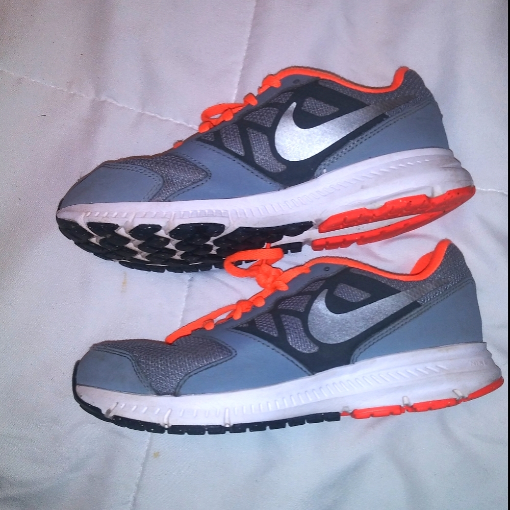 Nike boys 3y running sneakers